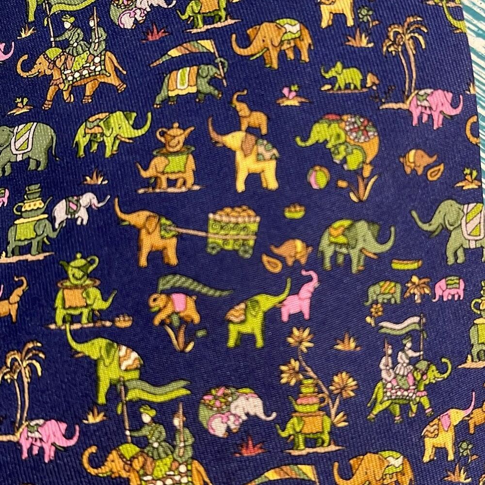 Salvatore Ferragamo Blue Elephant Silk Tie - Picture 7 of 7